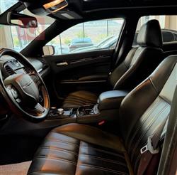 کرایسلەر 300